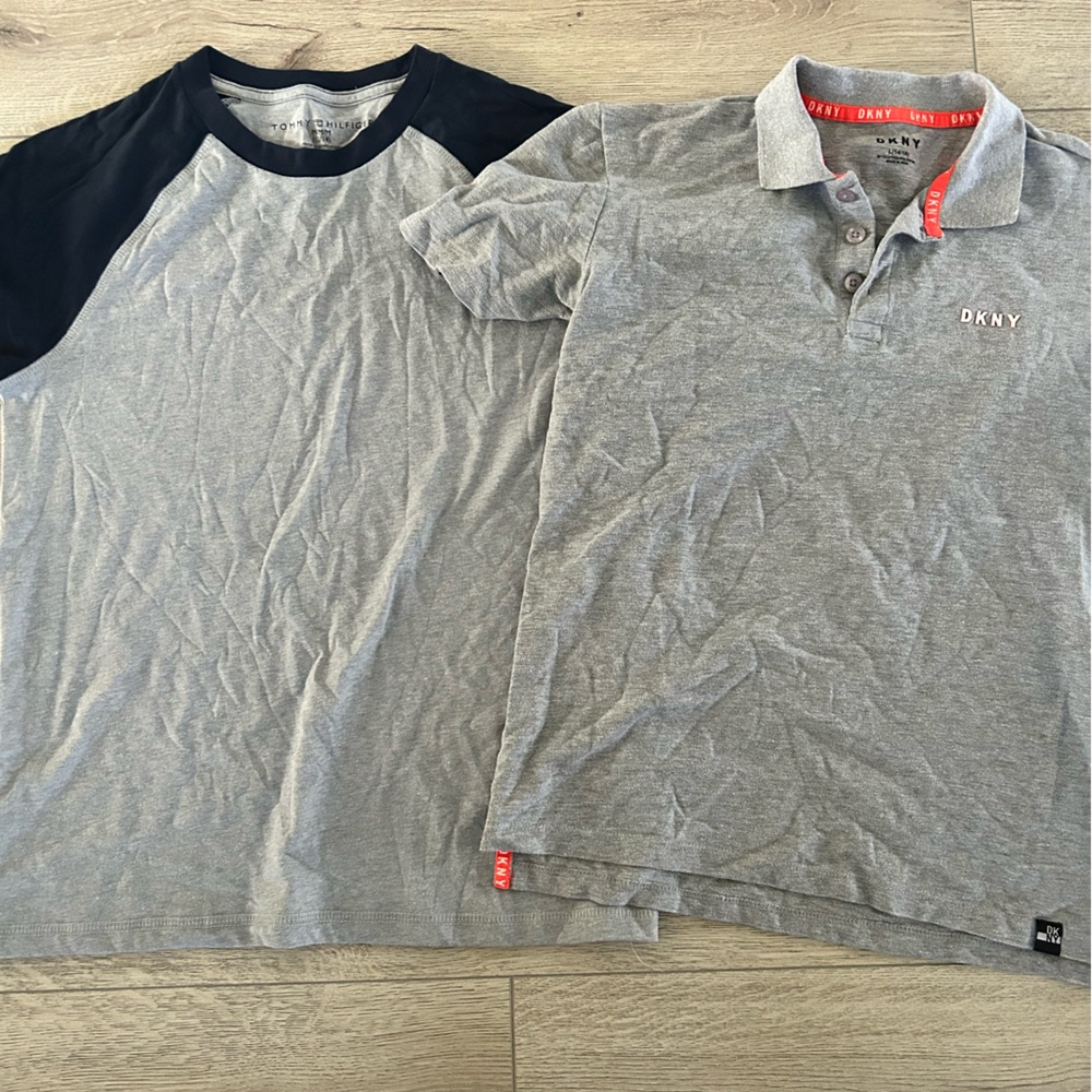 2 boys short sleeve t-shirt polo type fits boys size 12-14